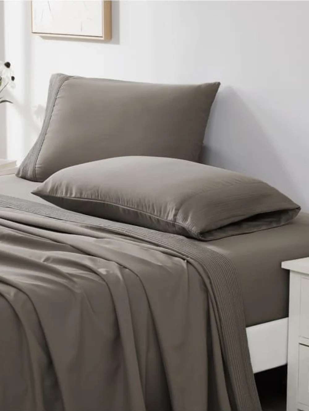 SOUTHSHORE LINENS Vilano 21-in Extra Deep Pocket Pleated Sheet Set QN Dark Taupe